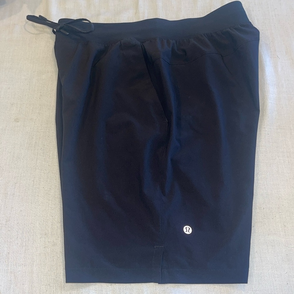 11123 Black Lululemon Athletic Running Gym Shorts Size M - Picture 1 of 9